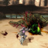 画像ギャラリー No.025のサムネイル画像 / 【PR】「モンスターハンター フロンティアZ」10周年特別企画:オリジナル武器種「穿龍棍」の極ノ型を使いこなそう