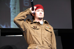 画像ギャラリー No.002のサムネイル画像 / FPS「Alliance of Valiant Arms」,日韓最強クランの対決が実現! 「AVAれ祭2010〜秋葉原の陣〜」レポート