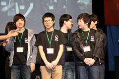 画像ギャラリー No.004のサムネイル画像 / FPS「Alliance of Valiant Arms」,日韓最強クランの対決が実現! 「AVAれ祭2010〜秋葉原の陣〜」レポート