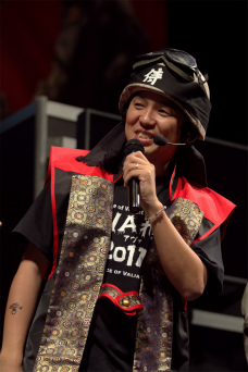 画像ギャラリー No.002のサムネイル画像 / 日本代表はどのクランに? 「Alliance of Valiant Arms」,AVARCT Season 3決勝トーナメントが行われた「AVAれ祭2011 大阪−夏の陣−」をレポート