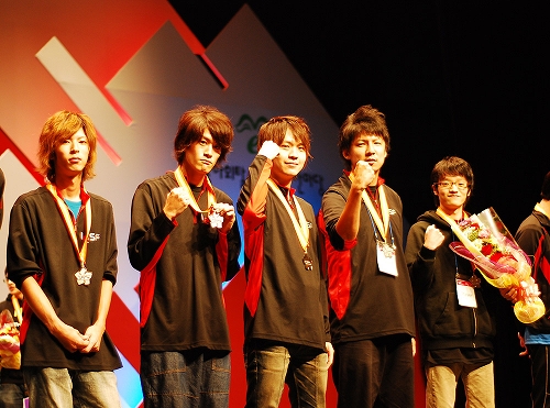 ���������꡼ No.004�Υ���ͥ������ / ��AVA��IeSF������2011��������ɽ��������2�̤�