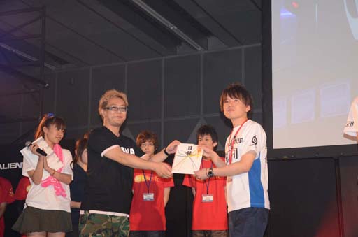 ���������꡼ No.020�Υ���ͥ������ / ��Alliance of Valiant Arms�פΥ��ե饤�󥤥٥�ȡ�AVA���2012 �ץꥺ��ۡ��� -���ο�-�פ����š���Ǯ�����襤�����ͤ��ݡ���