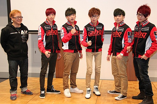 ���������꡼ No.008�Υ���ͥ������ / ��Alliance of Valiant Arms�פι������AIC2013�פ����褤�賫�š��辡�ȡ��ʥ��ȤΥޥåפ���ꤷ���쥻�ץ������ݡ���