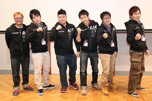 ���������꡼ No.011�Υ���ͥ������ / ��Alliance of Valiant Arms�פι������AIC2013�פ����褤�賫�š��辡�ȡ��ʥ��ȤΥޥåפ���ꤷ���쥻�ץ������ݡ���