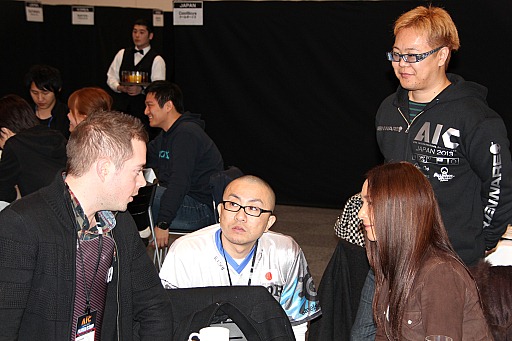 ���������꡼ No.014�Υ���ͥ������ / ��Alliance of Valiant Arms�פι������AIC2013�פ����褤�賫�š��辡�ȡ��ʥ��ȤΥޥåפ���ꤷ���쥻�ץ������ݡ���