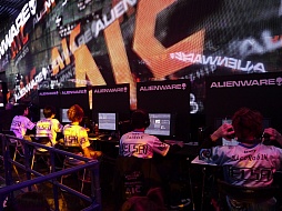 ���������꡼ No.010�Υ���ͥ������ / ������ɽ2�����ǰ����ϸ�����ͥ����ĩ�����Alliance of Valiant Arms International Championship 2013�ץ�ݡ���