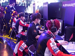 ���������꡼ No.012�Υ���ͥ������ / ������ɽ2�����ǰ����ϸ�����ͥ����ĩ�����Alliance of Valiant Arms International Championship 2013�ץ�ݡ���