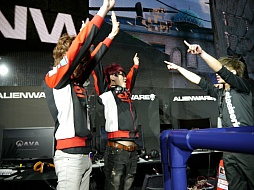 ���������꡼ No.016�Υ���ͥ������ / ������ɽ2�����ǰ����ϸ�����ͥ����ĩ�����Alliance of Valiant Arms International Championship 2013�ץ�ݡ���