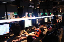 画像ギャラリー No.010のサムネイル画像 / 「AVA」のオフライン大会「AVARST 2013 Season2」決勝トーナメントに出場する精鋭8クランが決定