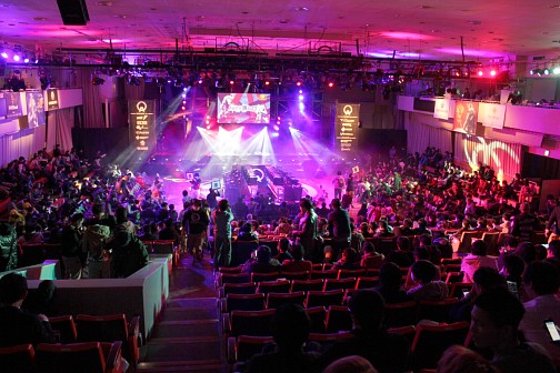 画像集#001のサムネイル/DeToNatorが圧倒的な強さで護衛/爆破両部門を制覇!「Alliance of Valiant Arms」オフラインイベント「AVAれ祭2013 -後楽園の陣-」レポート