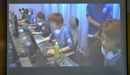 画像ギャラリー No.005のサムネイル画像 / 決勝戦まで勝ち進むのはどのクラン？ DeToNatorの活躍を追った「Alliance of Valiant Arms」国際大会「AIC 2014」2日めのレポートを掲載