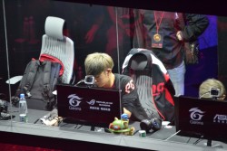 画像集#013のサムネイル/いくつもの神技が飛び交い,伝説が生まれたAVA国際大会「AIC2014」最終日レポート。準優勝となった日本代表・DeToNatorにも惜しみない拍手を