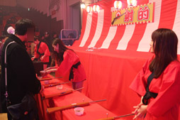 画像ギャラリー No.004のサムネイル画像 / 「AVARST2014 Season3」決勝戦が行われた,「Alliance of Valiant Arms」のオフラインイベントをレポート