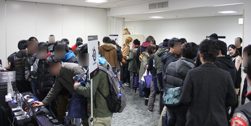 画像ギャラリー No.008のサムネイル画像 / 「AVARST2014 Season3」決勝戦が行われた,「Alliance of Valiant Arms」のオフラインイベントをレポート