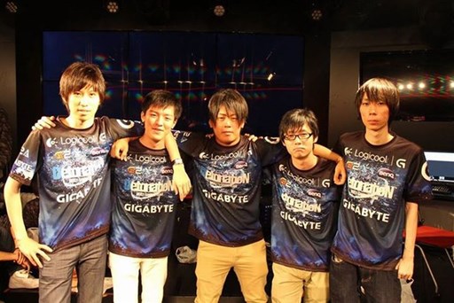 画像ギャラリー No.005のサムネイル画像 / 「AVA」，「AWC2015」決勝戦当日のハズレなし大抽選会の内容を発表