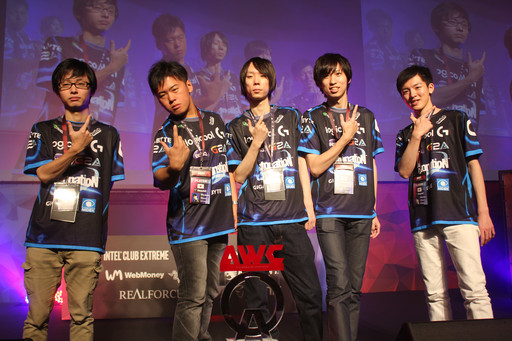 ���������꡼ No.018�Υ���ͥ������ / �������AVA��������ꤹ���AVA WORLD CHAMPIONSHIP 2015�פ����롣ͽ���������ޥå������񤬹Ԥ�줿AWC�쥻�ץ����ѡ��ƥ������ݡ���