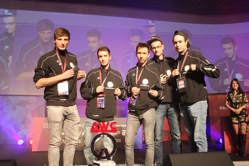 ���������꡼ No.020�Υ���ͥ������ / �������AVA��������ꤹ���AVA WORLD CHAMPIONSHIP 2015�פ����롣ͽ���������ޥå������񤬹Ԥ�줿AWC�쥻�ץ����ѡ��ƥ������ݡ���