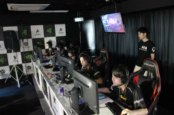 ꡼ No.011 | AVAԤκ¤ϤΤϡRapid7ס⡼ɡEXDפμ줿AVARCT2018 ե饤ץݡ