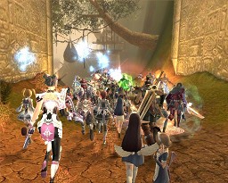 画像ギャラリー No.003のサムネイル画像 / 【PR】今からでも大丈夫「エイカ オンライン」で本格的大規模PvPを目指そう(PvP実践編その1)