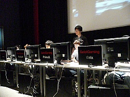 画像ギャラリー No.013のサムネイル画像 / 因縁の対決を制したHollowMellowが新王者の座に。「クロスファイアチャンピオンシップ2012 Season3」レポート