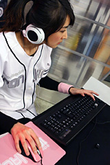 画像ギャラリー No.004のサムネイル画像 / SteelSeries，スポンサー契約を賭け女性限定「Warcraft 3」大会