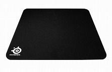 画像ギャラリー No.001のサムネイル画像 / SteelSeriesの赤い限定版ヘッドセットと新型マウスパッドが発売