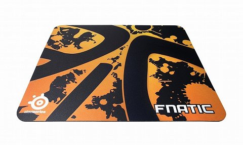 FNATIC マウスパッド 日本限定デザイン