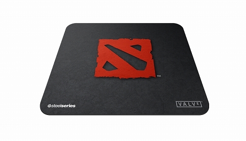 画像ギャラリー No.001のサムネイル画像 / SteelSeriesとValveの協業第1弾，「DotA2」仕様のQck＋マウスパッドが登場