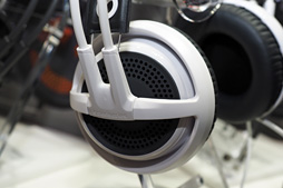 #004Υͥ/TGS 2014SteelSeriesϥإåɥåȤμǥSiberia V3פ