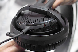 #005Υͥ/TGS 2014SteelSeriesϥإåɥåȤμǥSiberia V3פ