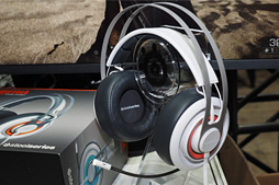 #011Υͥ/TGS 2014SteelSeriesϥإåɥåȤμǥSiberia V3פ