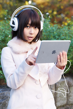 画像集#031のサムネイル/【PR】ゲーマー向けヘッドセット「SteelSeries Siberia v3」を試す。PCにゲーム機,モバイルに対応の新世代モデルは,新しい鉄板だ