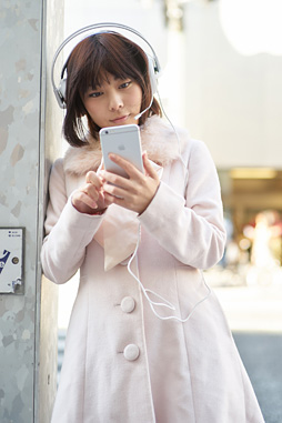 画像集#040のサムネイル/【PR】ゲーマー向けヘッドセット「SteelSeries Siberia v3」を試す。PCにゲーム機,モバイルに対応の新世代モデルは,新しい鉄板だ