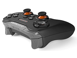 画像集 No.007のサムネイル画像 / ［E3 2015］SteelSeries，PC＆Android対応の新型「Stratus XL」ゲームパッドを発表。ヘッドセット「Siberia」のPS4/Xbox One対応モデルも