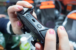 ꡼ No.006 | HWûɾSteelSeriesNimbusס1iOSѥåɤΥϡɥ򳵴ѤƤߤ