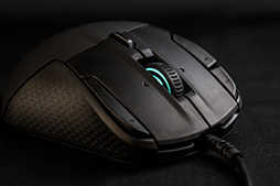 画像ギャラリー No.004のサムネイル画像 / SteelSeries,MMO・MOBA向けの多ボタンマウス「Rival 500」を発表。押し分けやすさ重視の左サイドボタンと振動機能が特徴