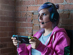 画像ギャラリー No.003のサムネイル画像 / アナログとBluetoothに同時対応のヘッドセット「Arctis 3 Bluetooth」をSteelSeriesが海外で発売