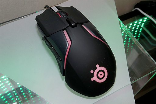 ꡼ No.002 | CES 2018Ͽ٥󥵡κѤSteelSeriesϲäƤΤޥRival 600פΥǥ򸫤Ƥ