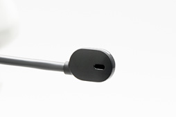 画像集#025のサムネイル/SteelSeries，ゲーマー向けヘッドセットの新製品「Arctis Pro」を発表。ハイレゾ対応の上位モデルに意味はあるのか，その音を聞いてみた