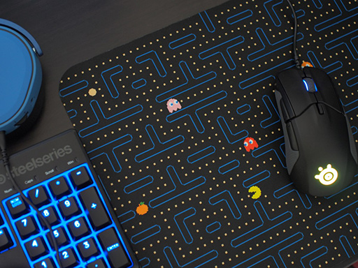 パックマン の画面をモチーフにしたマウスパッドがsteelseriesから国内限定で登場