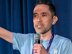 �ɤ�����м�ʬ�Υ�����򸫤Ĥ��Ƥ�館��Τ���Steam��ܤ�Ω���夲��Ichiro Lambe�᤬����˽���λ��������ȴ���������������GDC 2026��