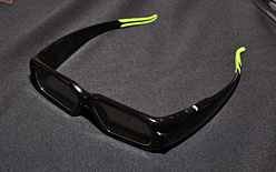 画像ギャラリー No.003のサムネイル画像 / CRT時代を思い出すヌルヌル感! 120Hz駆動の液晶ディスプレイは「買い」だ