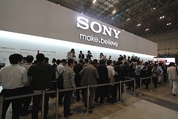 画像ギャラリー No.025のサムネイル画像 / 映像は4K時代に突入。立体視はどうなった? CEATEC会場で見た最新映像機器レポート