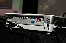 ꡼ No.017Υͥ / BenQӤꤷûץȯɽ1m65.7ΥեHD̤ɽǽ