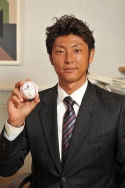 画像ギャラリー No.002のサムネイル画像 / 「野球つくONLINE 2」,斉藤和巳さんのサイングッズが当たるキャンペーン