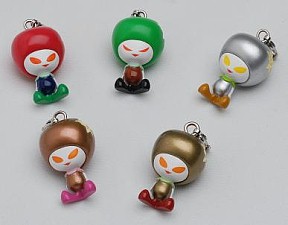 画像ギャラリー No.002のサムネイル画像 / 「アッピーオンライン2」の携帯ストラップが本日発売