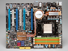画像集#003のサムネイル/「Phenom」と「AMD 790FX」に関する現状報告