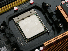 画像集#007のサムネイル/ネイティブクアッドコアの真価を探る,「Phenom 9900/2.6GHz」プレビュー