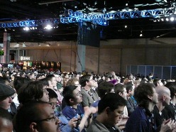 画像ギャラリー No.008のサムネイル画像 / BlizzCon会場で元プロゲーマーが「StarCraft II」の攻略法を伝授。よりハイレベルなプレイヤーを対象とする新リーグ創設