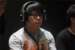 画像ギャラリー No.006のサムネイル画像 / Razer USAブースで行われた「StarCraft II: Wings Of Liberty」イベントレポート。台湾トップレベルのSEN氏を日本人プレイヤーが打ち負かす場面も